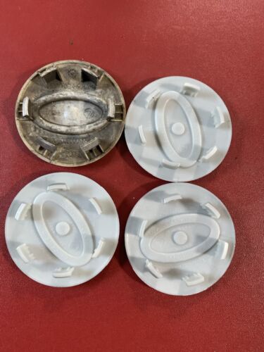 4 x LAND ROVER RR VOGUE DISCOVERY SPORT EVOQUE CENTRE CAPS 63MM RRJ500030XXX