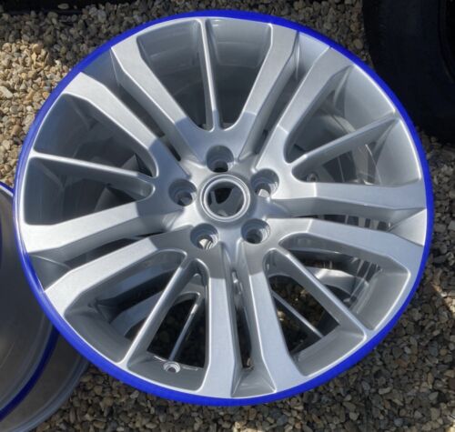 1x Range Rover Alloys & New Centre Caps 20inch, Powder Coated / Refurbished