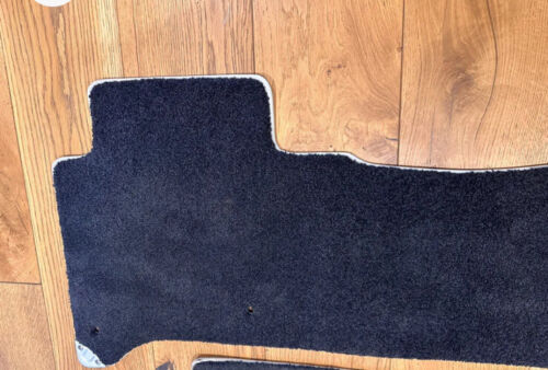 RANGE ROVER L322 CARPET MATS For 2012 Westminster / Autobiography Black & Cream.