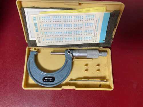 mitutoyo micrometer analog with case