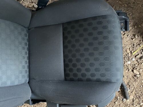 2006-2014 FREELANDER2  PASSENGER FRONT SEAT CLOTH, EXCELLENT CONDITION, CLEAN