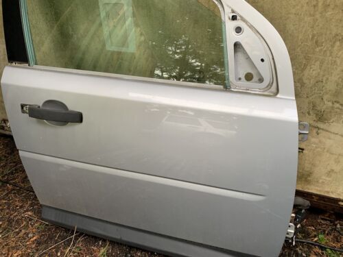 2x LAND ROVER FREELANDER2 O/S DRIVER SIDE FRONT & REAR LOWER DOOR TRIMS