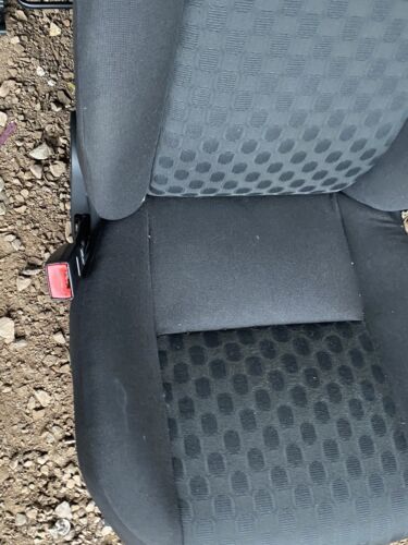 2006-2014 FREELANDER2  PASSENGER FRONT SEAT CLOTH, EXCELLENT CONDITION, CLEAN