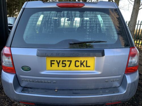 2007-12 LAND ROVER FREELANDER2 DOORS IN IZMIR BLUE, SANTARINI BLACK, OR SILVER