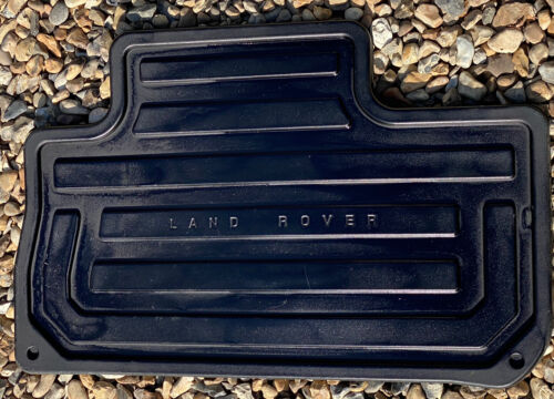 1 Random, Used Land Rover Freelander2 Genuine Black Rubber Floor Mat 2006-2014.