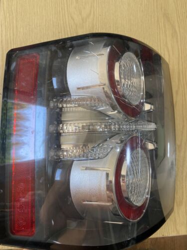 2 X Damaged PAIR of 2012 LED Rear Lamps Range Rover L322 Autobiography Grade B.