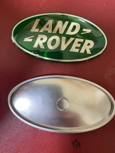 Used Oval Badge For Land Rover(Opal Green) & New Mounting Plinth(Chrome Effect).