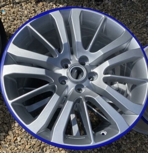 1x Range Rover Alloys & New Centre Caps  20inch, Powder Coated / Refurbished