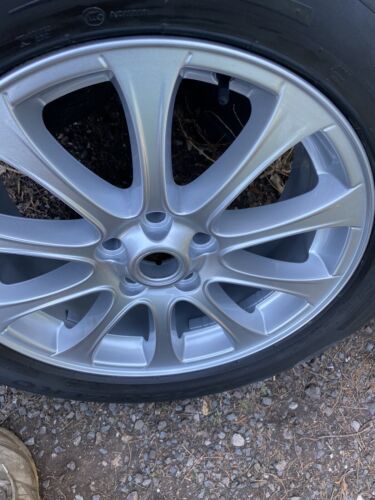 Range Rover Vogue (Genuine) 19 Inch Alloy Pirelli Scorpion Zero Tyre X