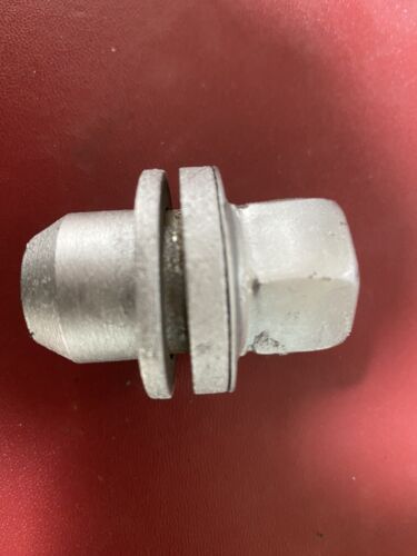 Alloy Wheel Nut, Range Rover L322 L405 L494 OEM Land 22mm M14x1.5 USED B GRADE.