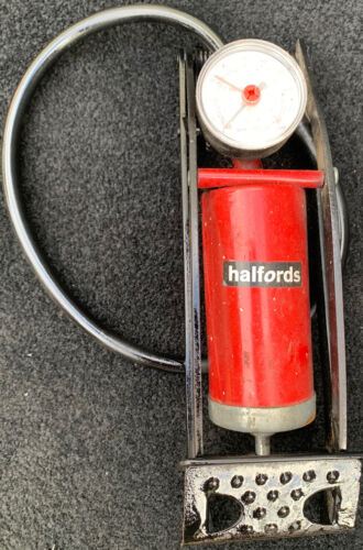 HALFORDS Foot Pump CLASSIC