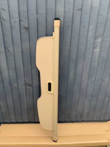 Range Rover Sport 2005-2013 Beige Load Cover, Damaged.l/incomplete. Grade D Item