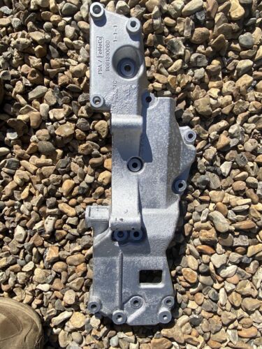 2006-2012 LAND ROVER FREELANDER 2 2.2 DIESEL ALTERNATOR BRACKET 9661310080 .