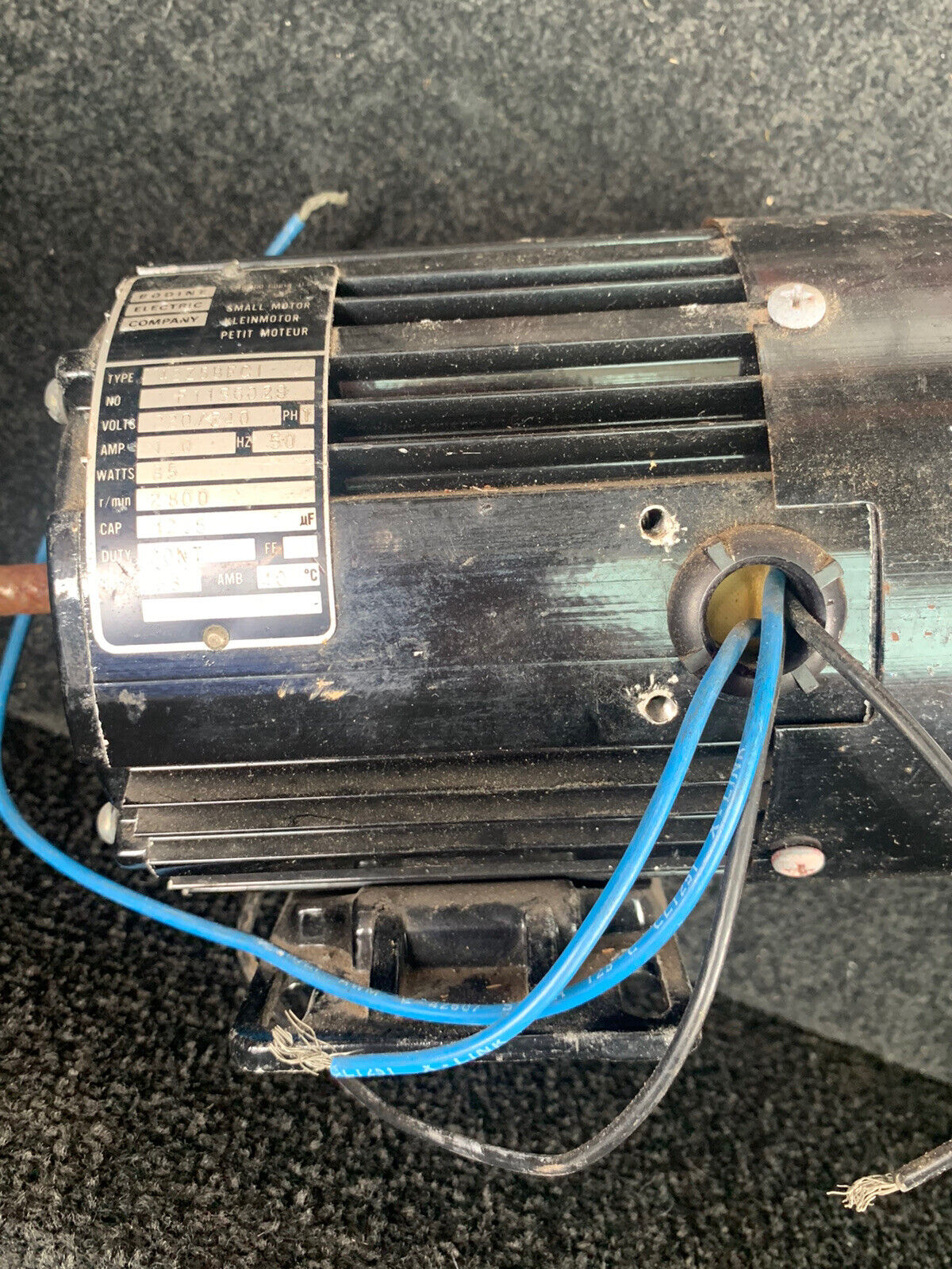 Bodine Electric Motor 42Z5BFC1 VOLTS220/240AMP1.0 WATTS85 RPM2800 LAST ONE.